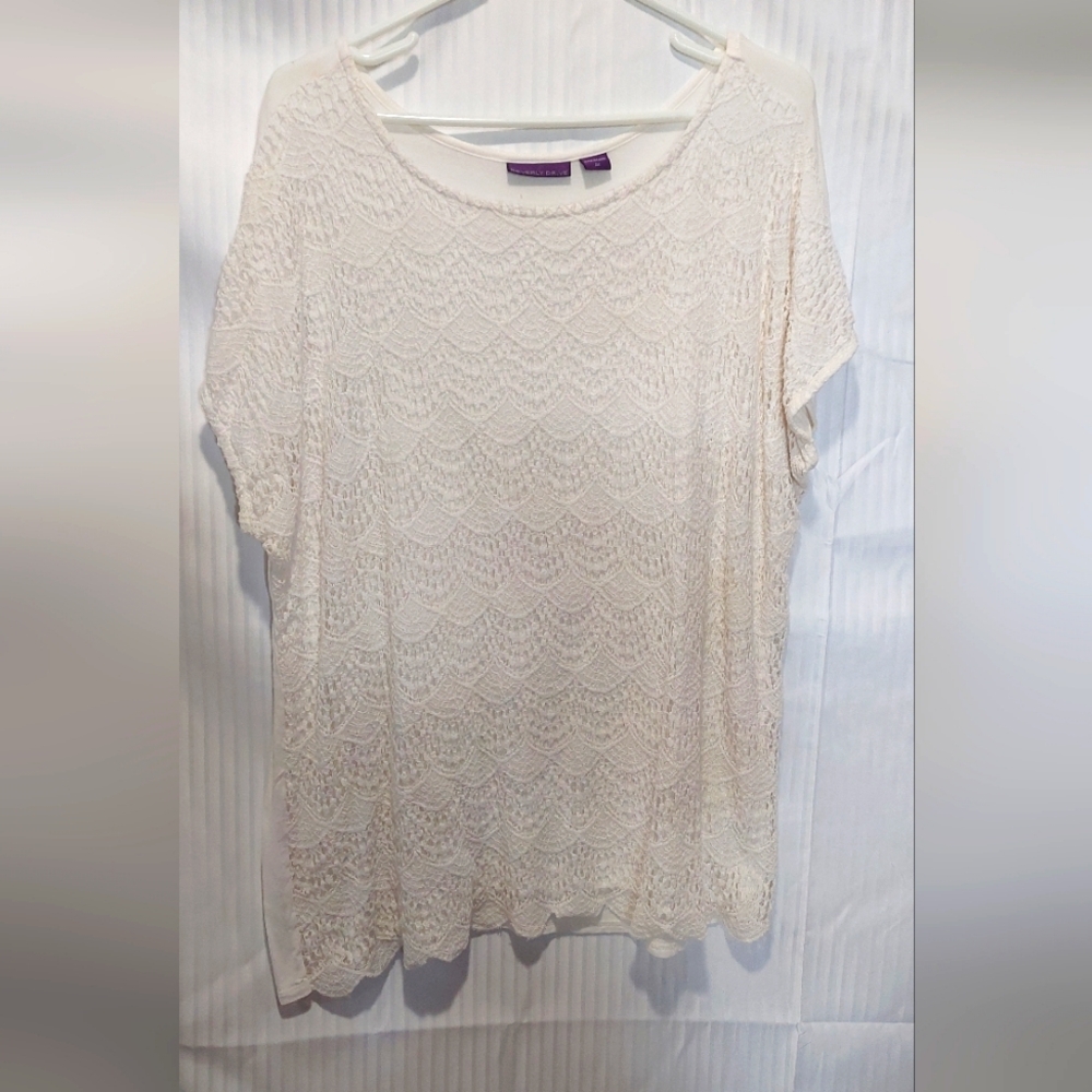 3/$5 Beverly Drive 2X Cream Front Lace Layer  Short Sleeve Top